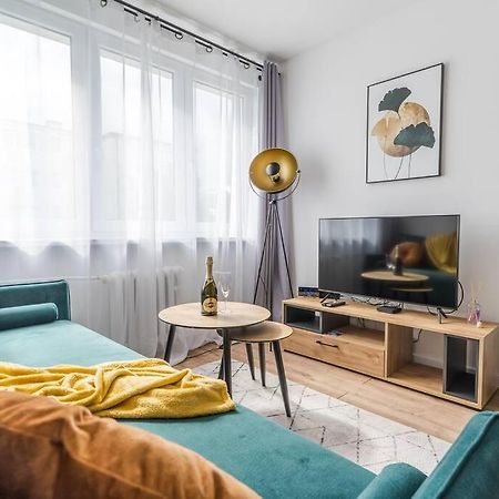 Uroczy Apartament 2 Pokoje - 10 Min Do Morza! Gdańsk Exterior foto