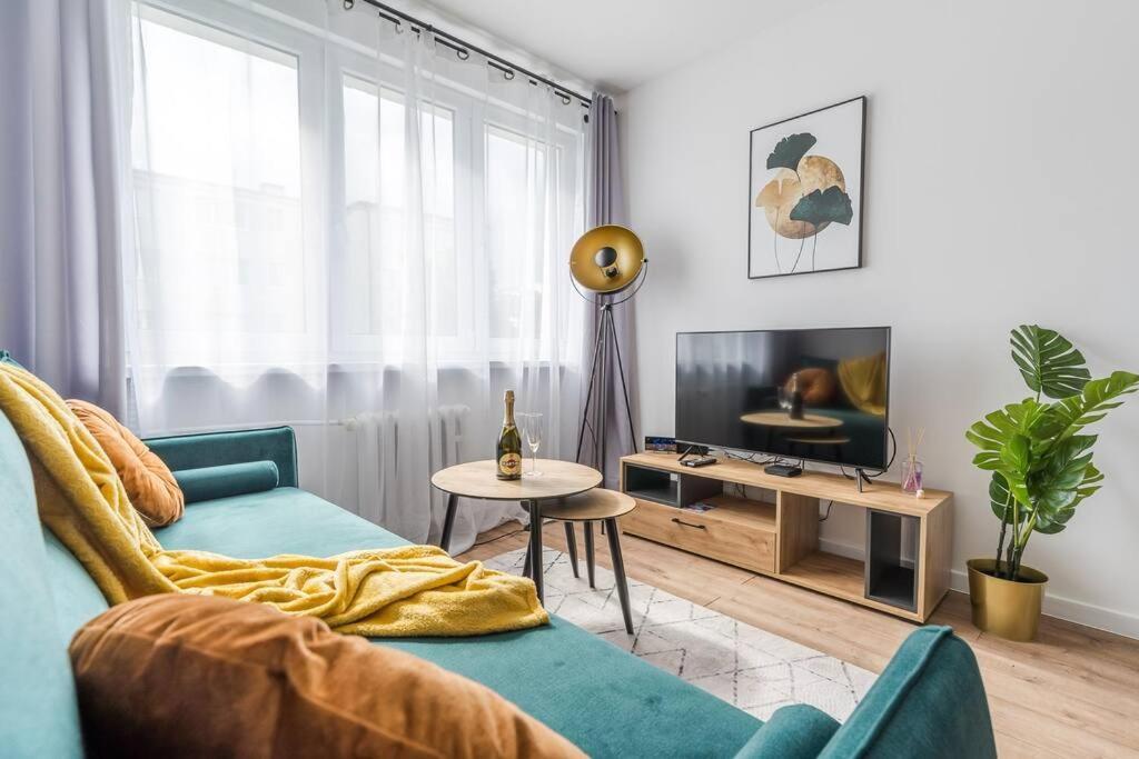 Uroczy Apartament 2 Pokoje - 10 Min Do Morza! Gdańsk Exterior foto