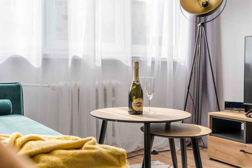 Uroczy Apartament 2 Pokoje - 10 Min Do Morza! Gdańsk Exterior foto